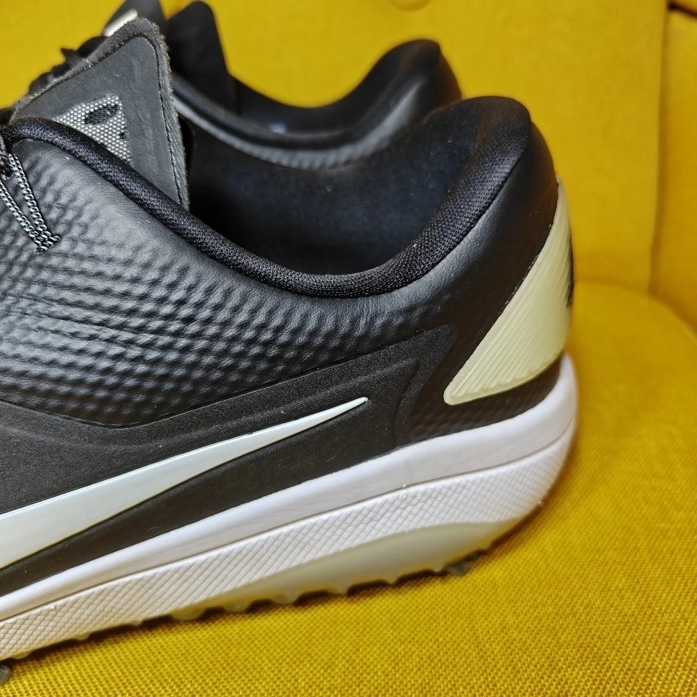 Nike React Vapor 2 Golf Black White sneakers Men's Shoes Size 11.5